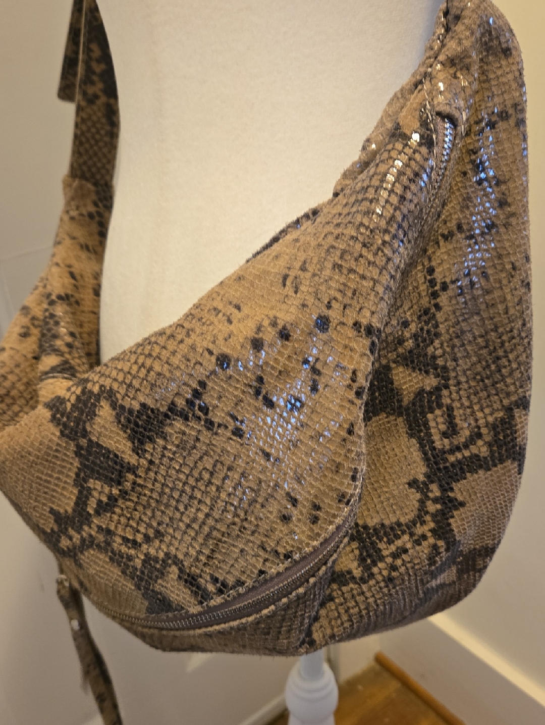 Snake-Print Hobo Leather Shoulder Bag In Taupe Made In Italy